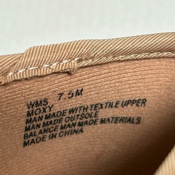 DV by Dolce Vita Moxy Nude Beige Patent Ballet Vegan Flats Women’s Size 7.5 NIB - Picture 9 of 10